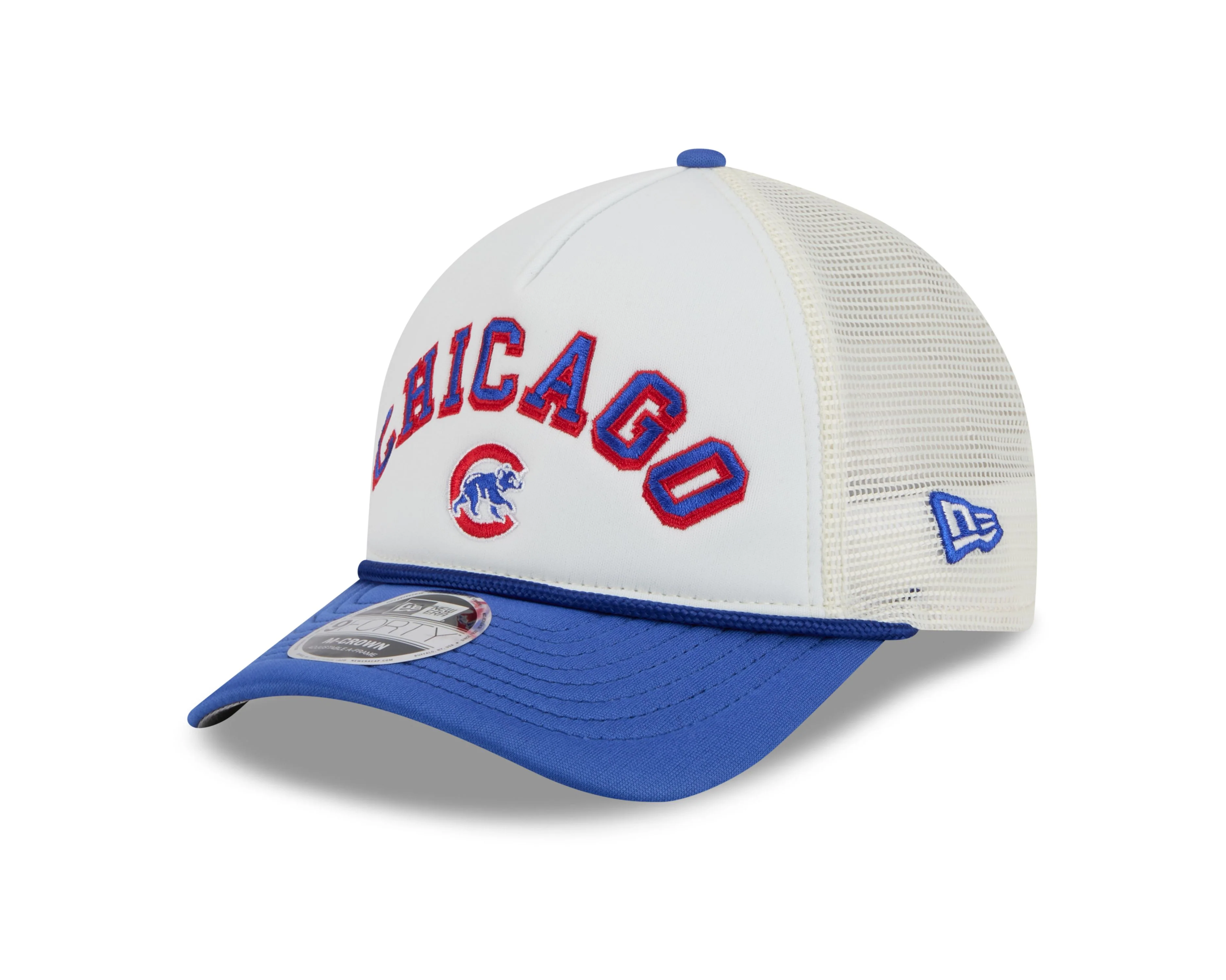 Chicago Cubs Walking Bear 9Forty Trucker Cap by New Era