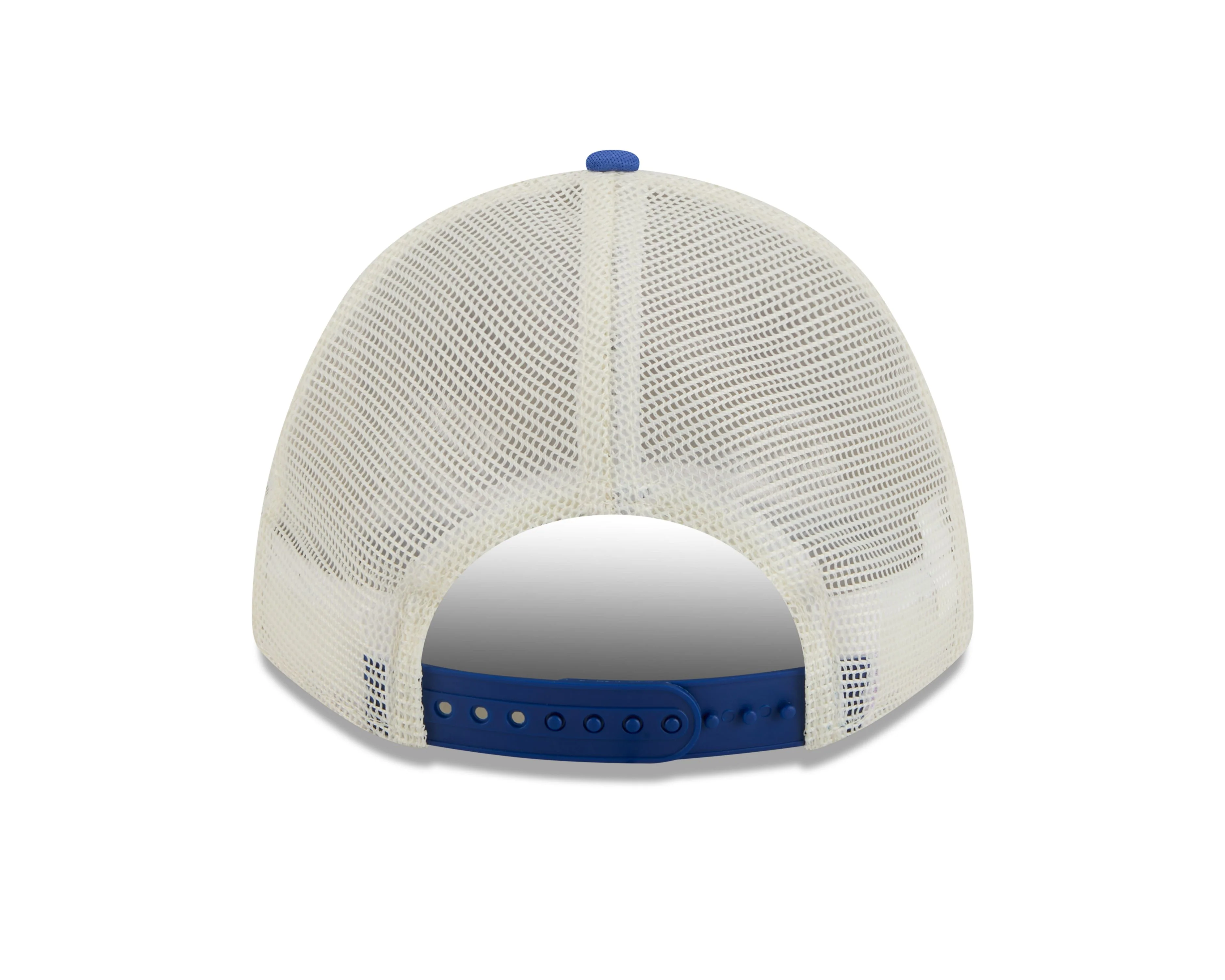 Chicago Cubs Walking Bear 9Forty Trucker Cap by New Era - Image 4