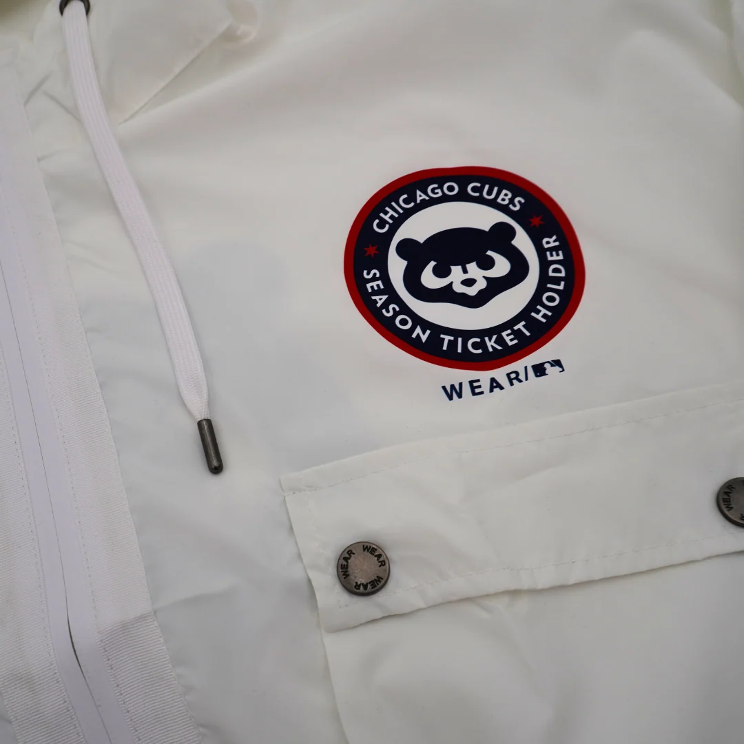SEASON TICKET HOLDER EXCLUSIVE WOMEN'S WINDBREAKER - Image 3